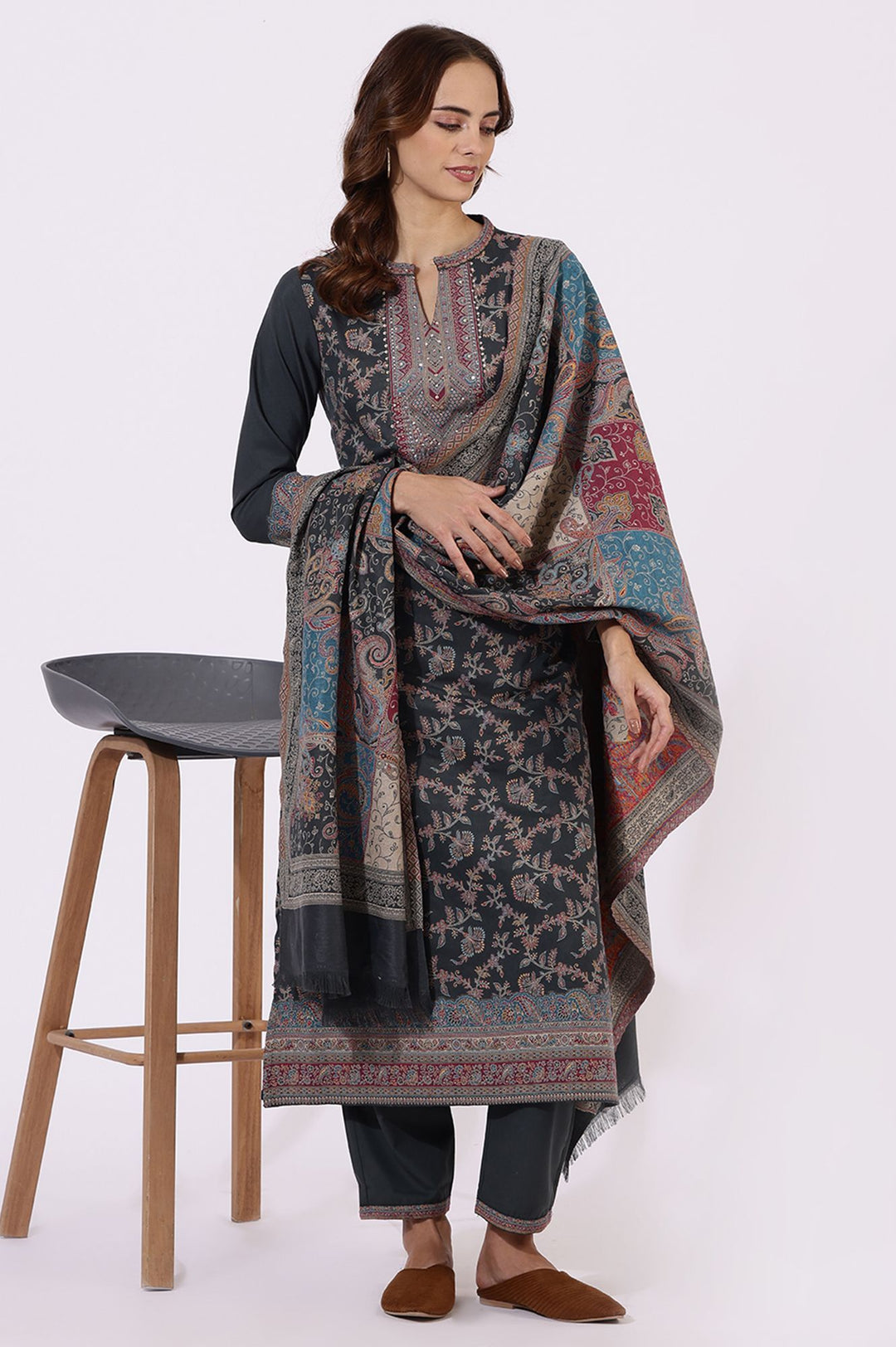 W Floral Printed Mandarin Collar Sequinned A-Line Kurta With Trousers & Dupatta