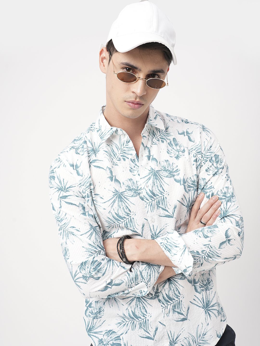 VASTRADO Men Classic Slim Fit Floral Opaque Printed Casual Shirt