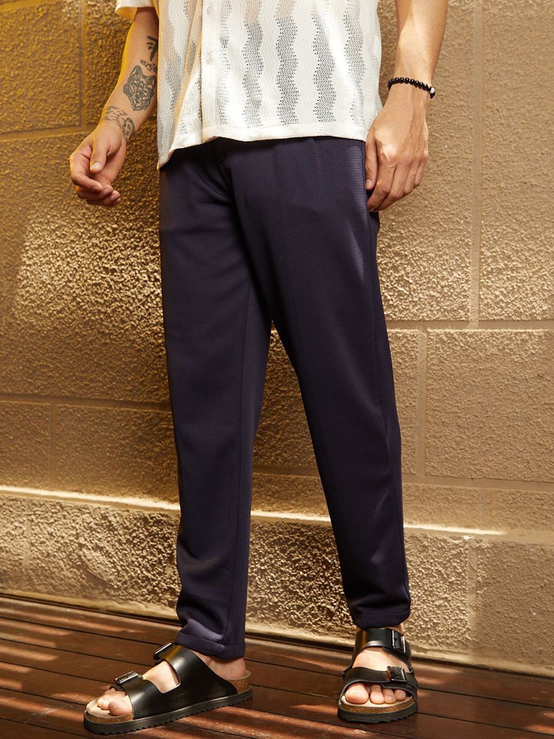 Campus Sutra Men Relaxed Fit Mid Rise Comfort Trousers