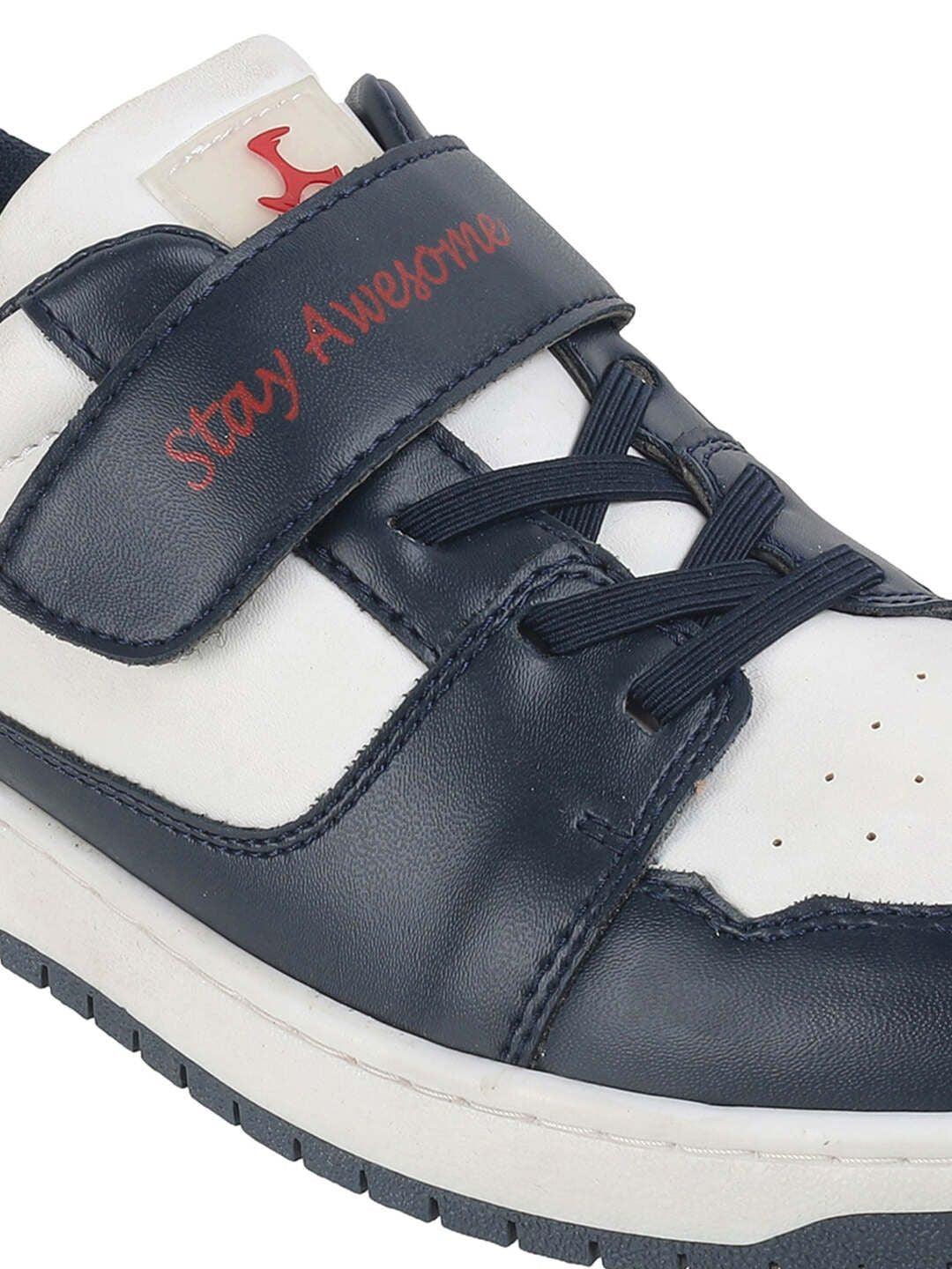 Mochi Men Colourblocked Sneakers