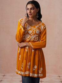 House of Chikankari Women Floral Embroidered Chikankari Kurta