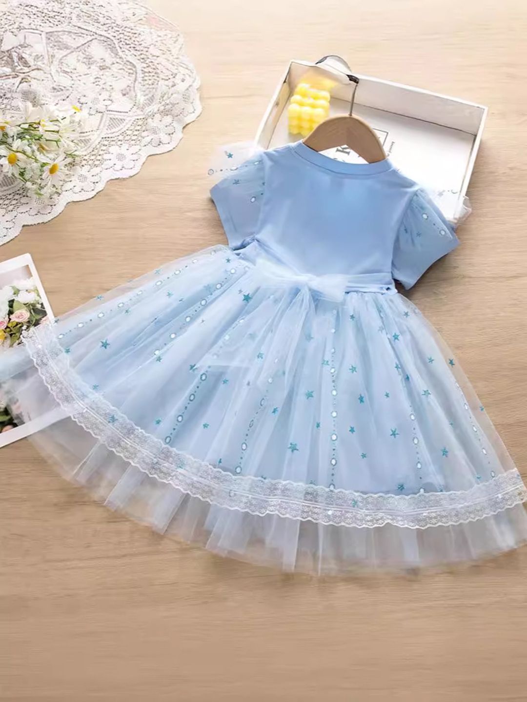 YK Girls Rapunzel Bercetak Pakaian Sisipan Renda