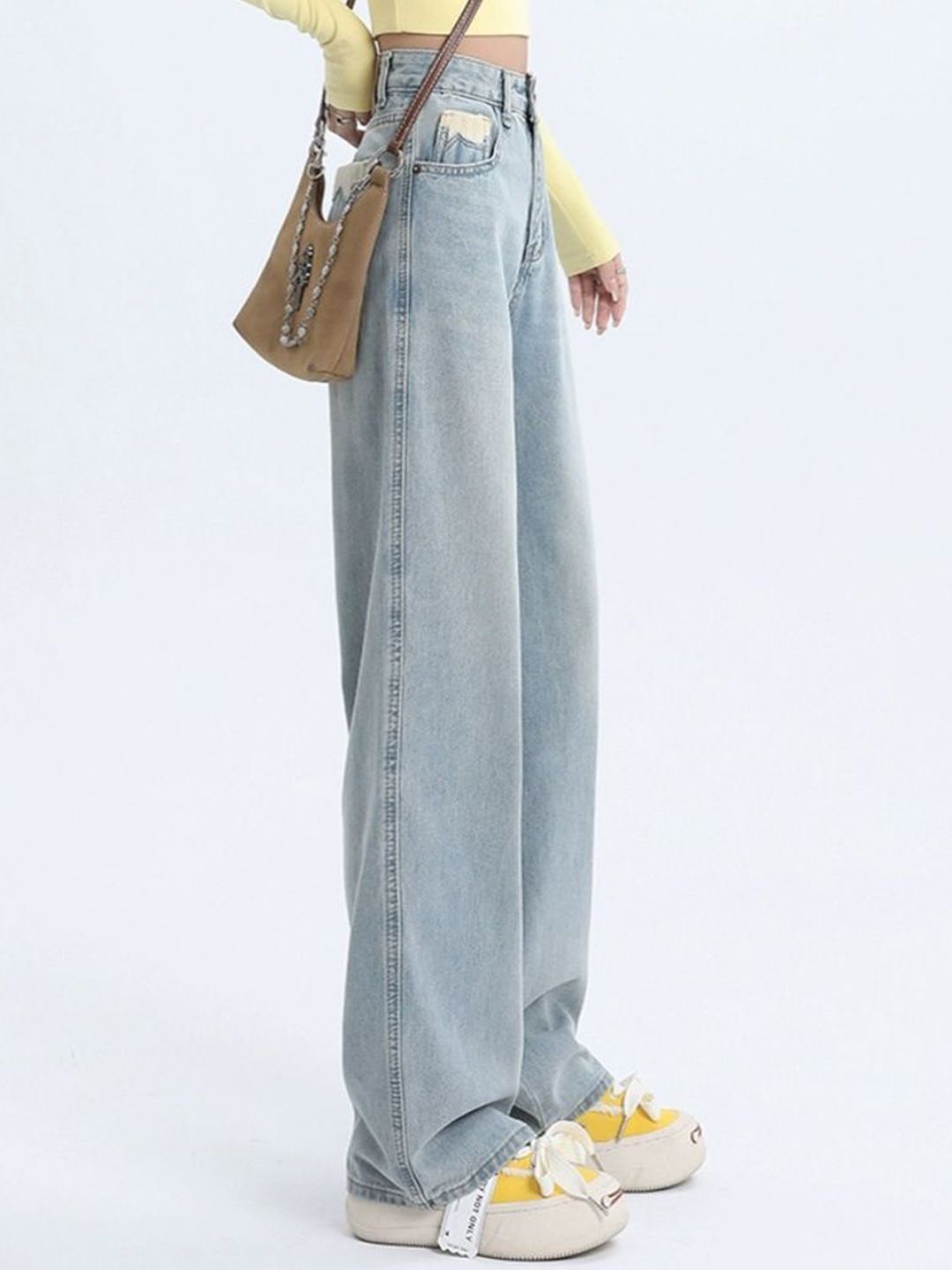 DressBerry Women Straight Fit High-Rise Light Fade Jeans