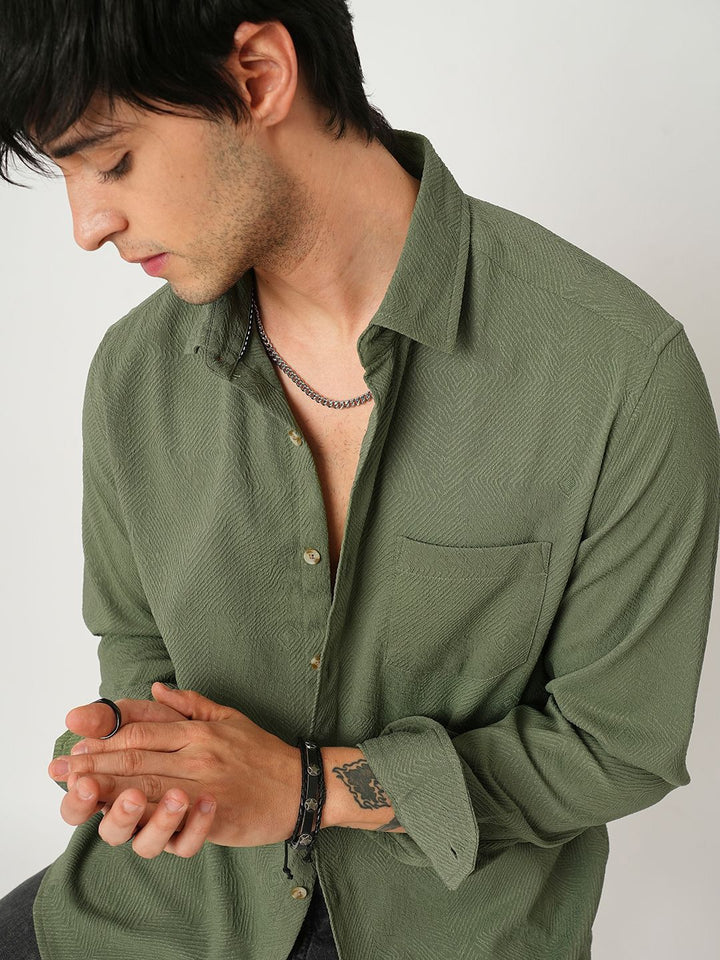 VASTRADO Men Classic Cutaway Collar Textured Slim Fit Casual Shirt