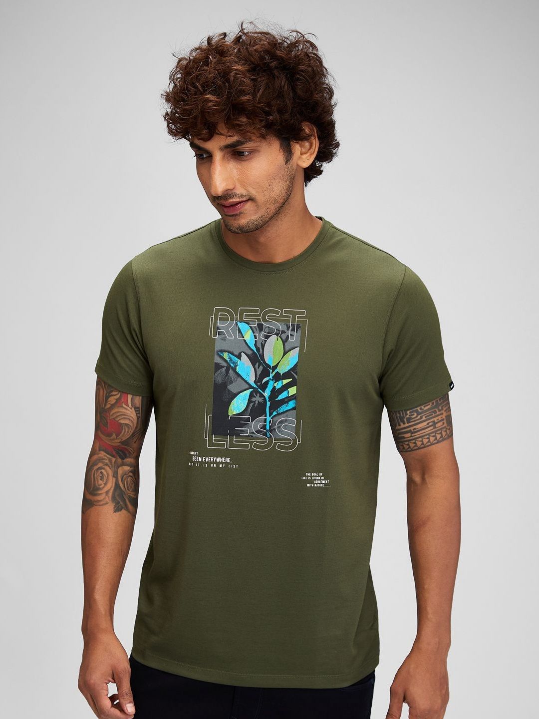 SPYKAR Men Typography Pockets Slim Fit T-shirt