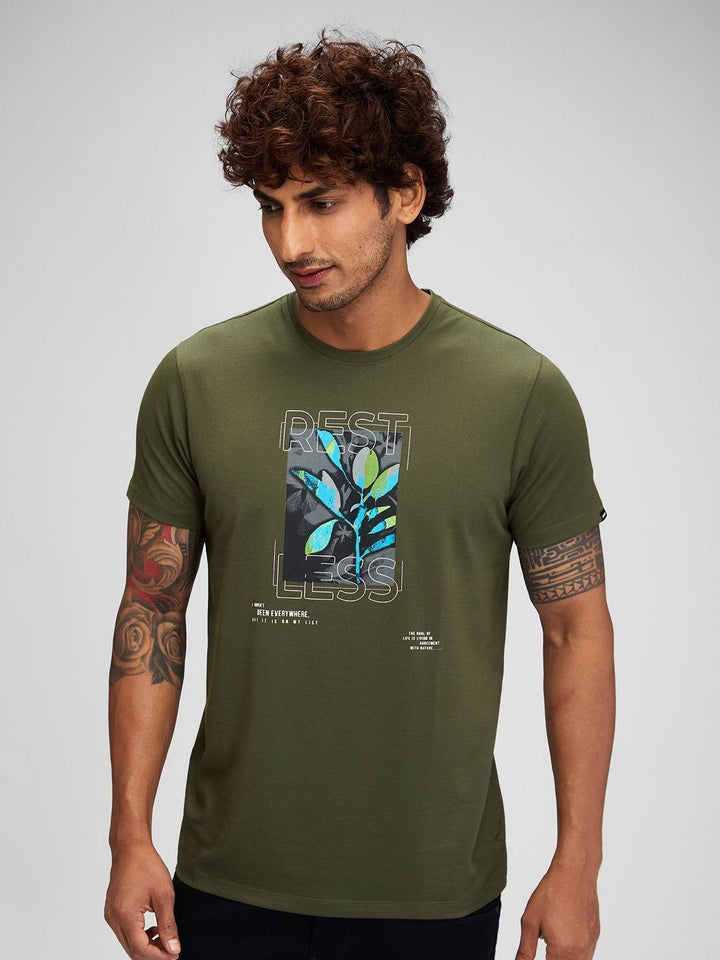 SPYKAR Men Typography Pockets Slim Fit T-shirt