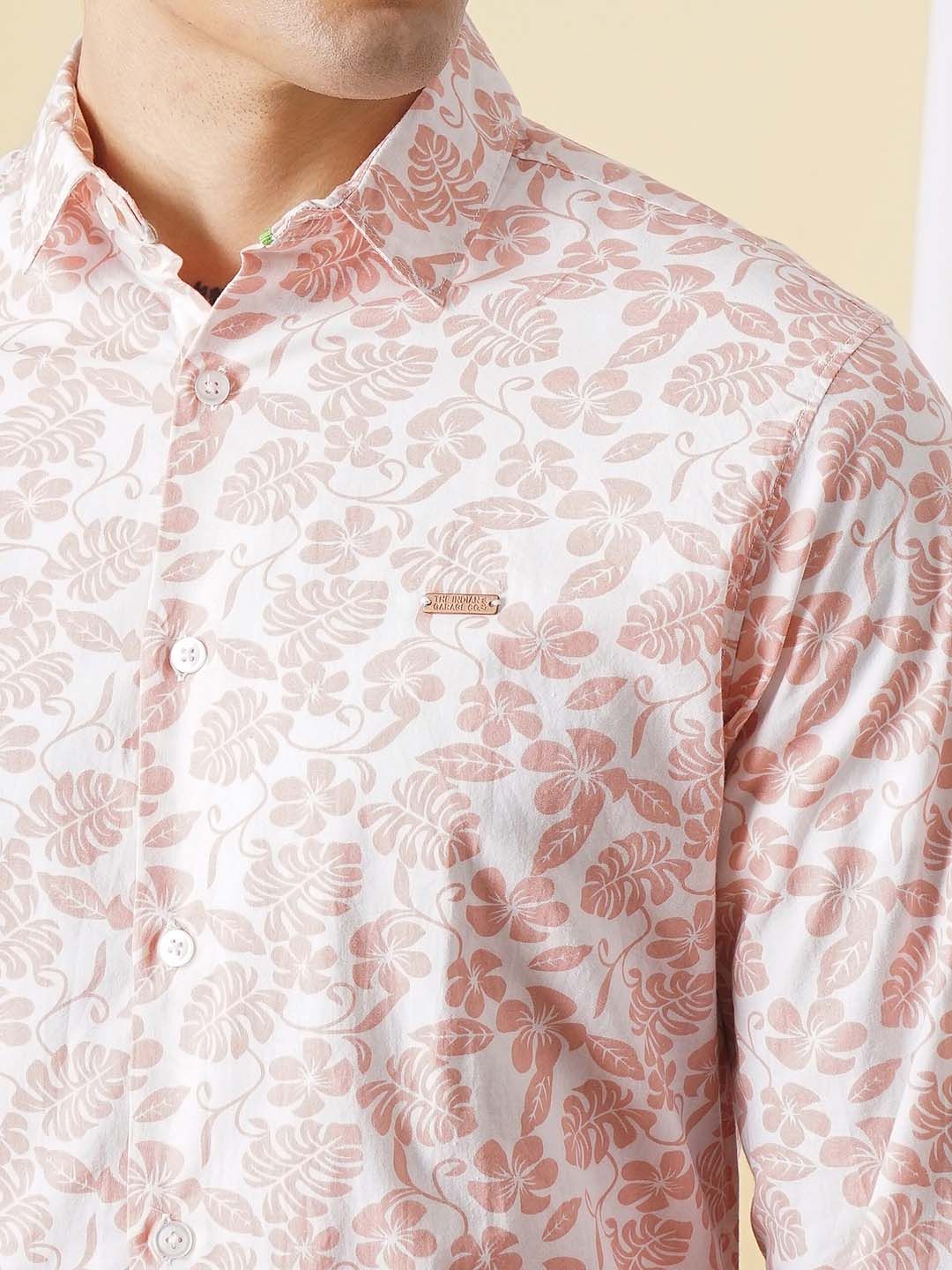 The Indian Garage Co Men White & Peach-Coloured Floral Printed Casual Shirt