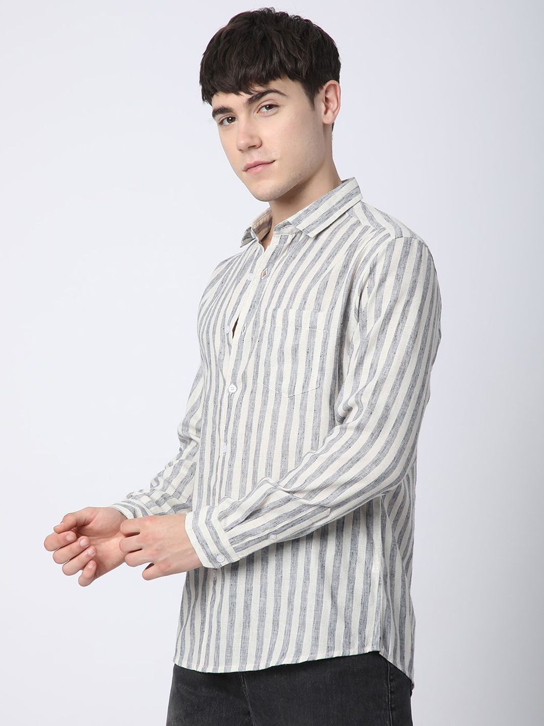 VASTRADO Men Classic Slim Fit Spread Collar Vertical Striped Cotton Casual Shirt