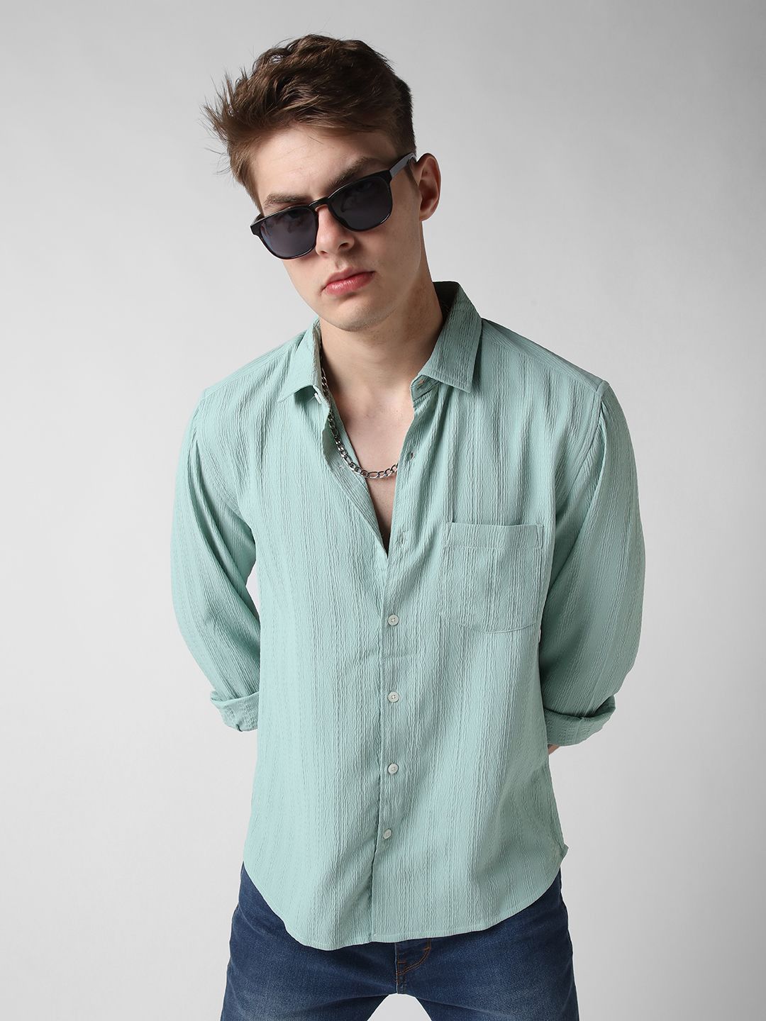 VASTRADO Men Classic Cutaway Collar Textured Slim Fit Casual Shirt