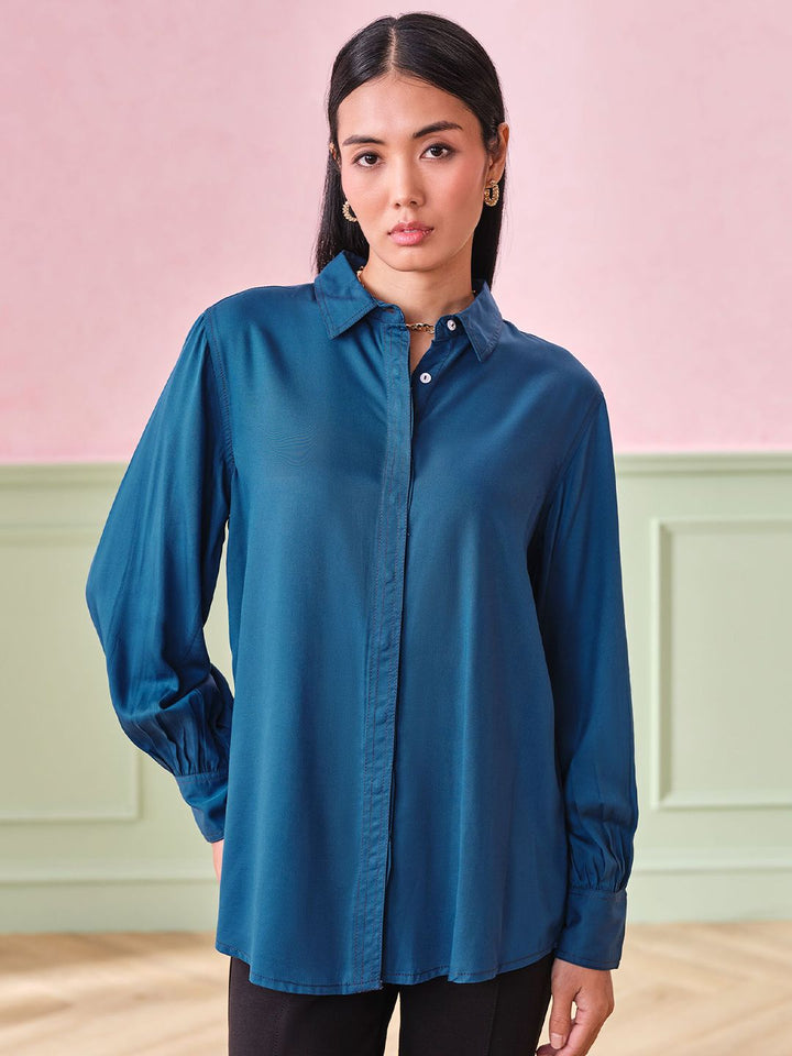 AND Women Solid Shirt Collar Top
