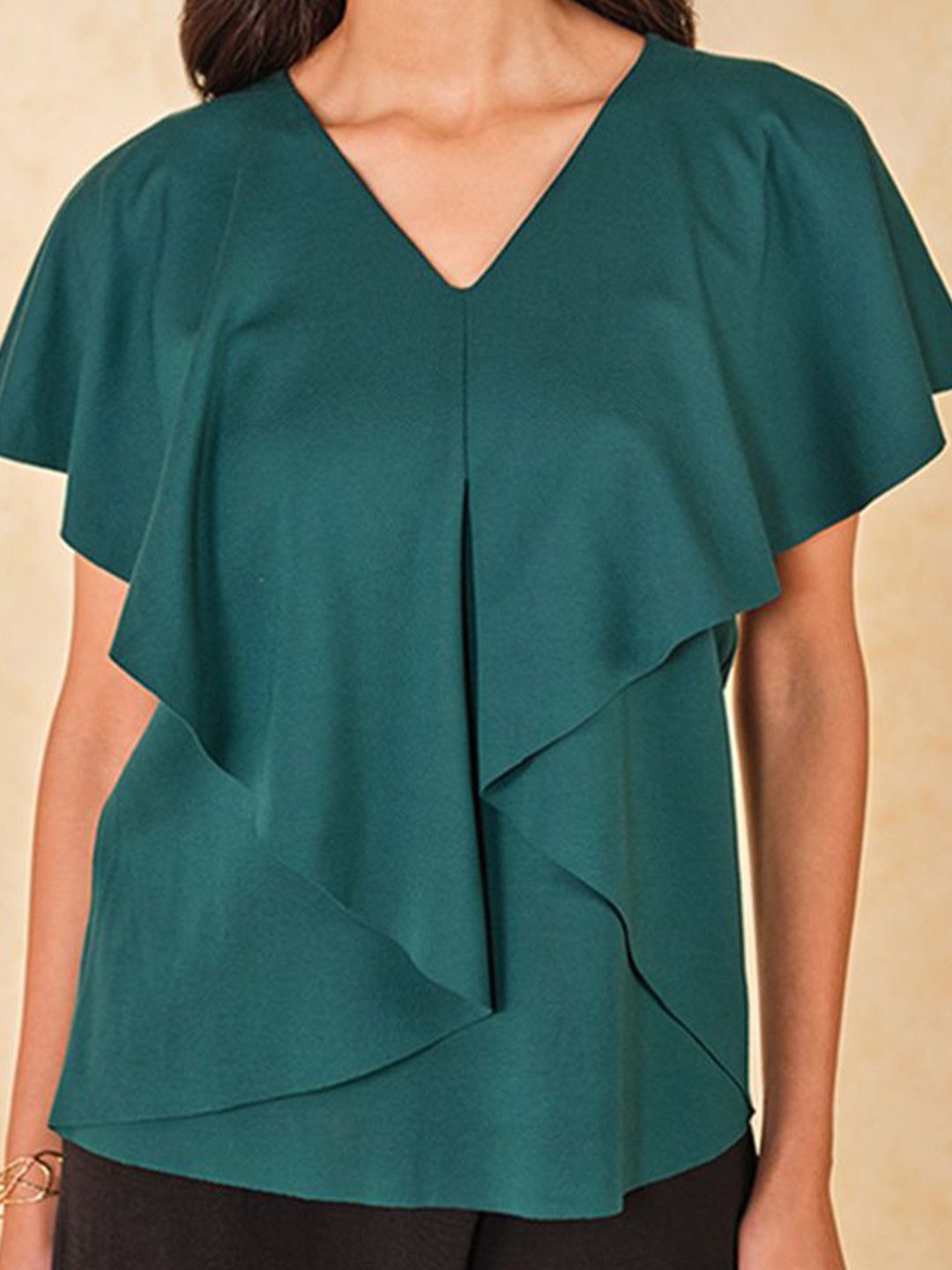 AND Women Solid V-Neck Top