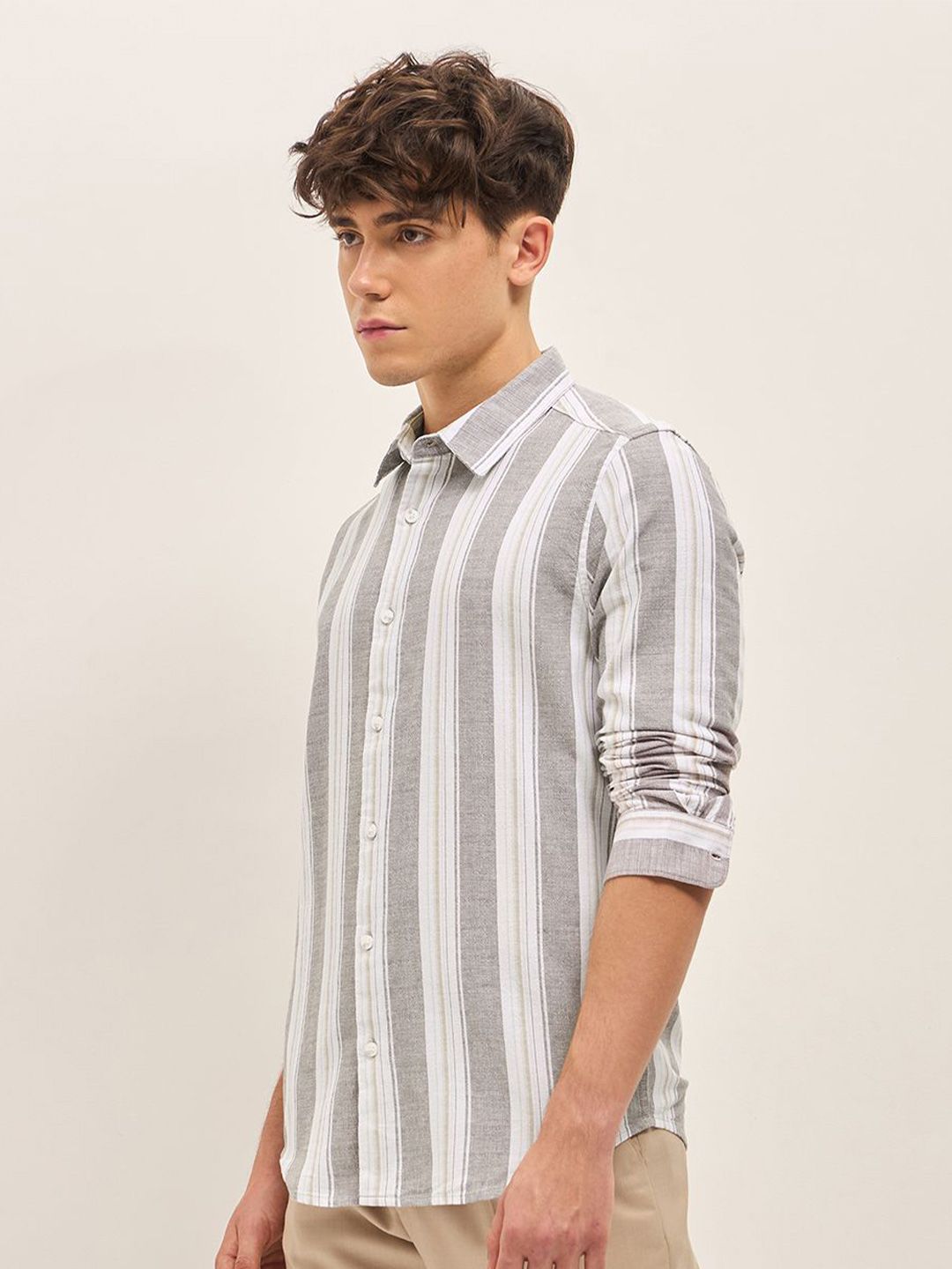 THE BEAR HOUSE Men Spread Collar Vertical Striped Cotton Slim Fit Casual Shirt