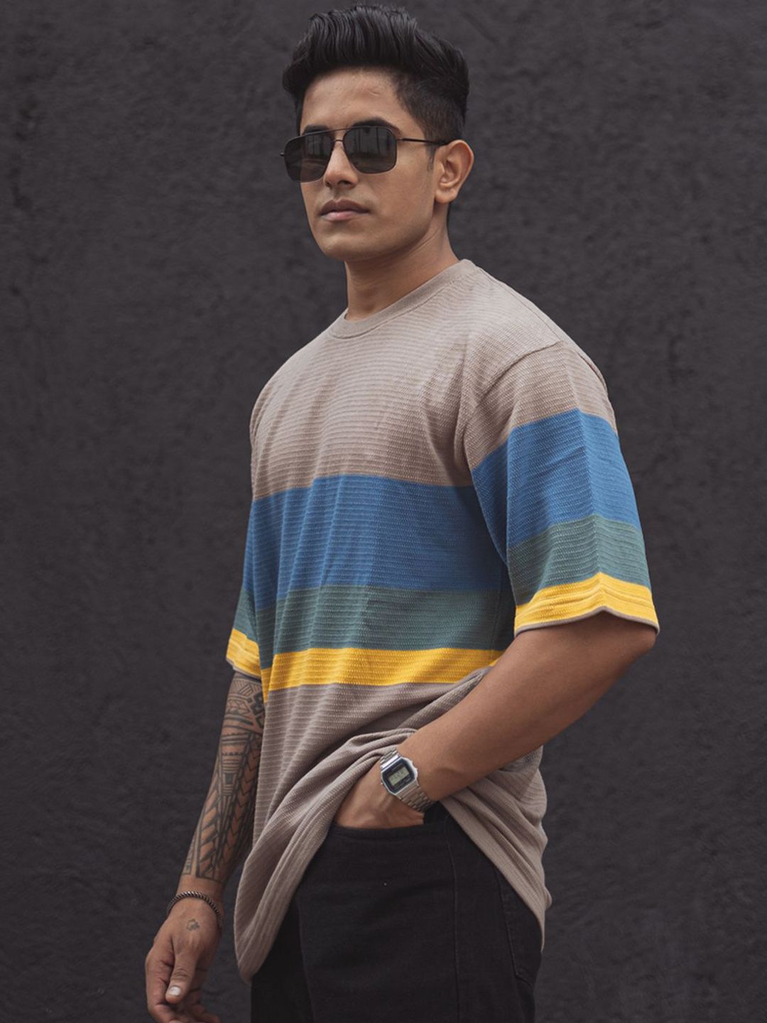Powerlook Men Colourblocked Round Neck Cotton Oversized T-Shirt