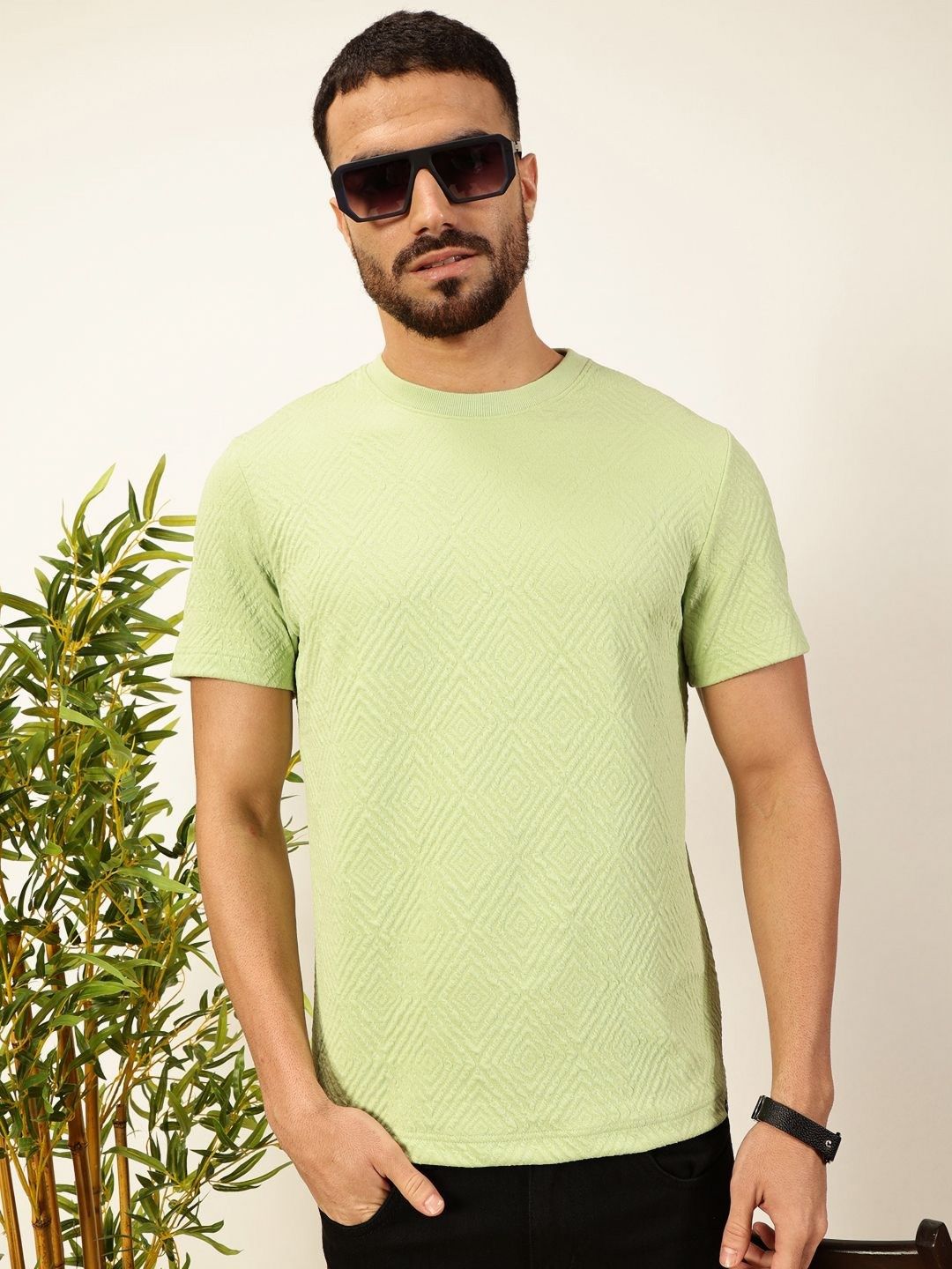 Thomas Scott Men Anti Odour Solid Round Neck T-Shirt