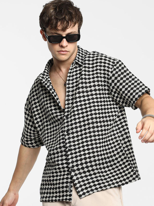 Campus Sutra Men Comfort Spread Collar Geometric Printed Polycotton Oversized Casual Shirt