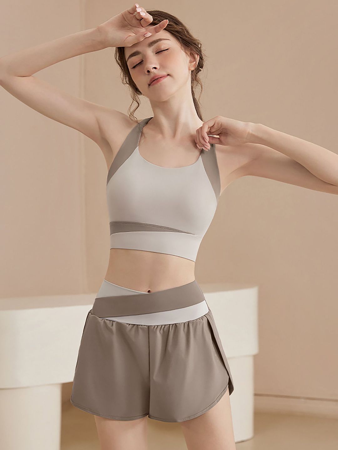 HRX by Hrithik Roshan Round Neck Top With Shorts Co-Ords