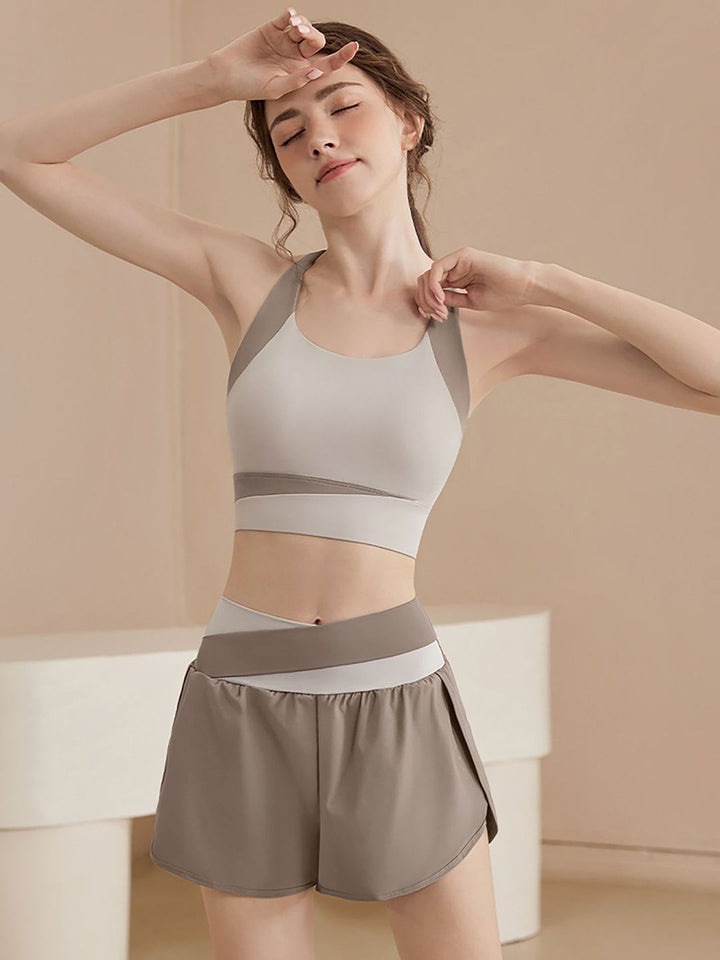 HRX oleh Hrithik Roshan Bulat Leher Top With Shorts Co-Ords