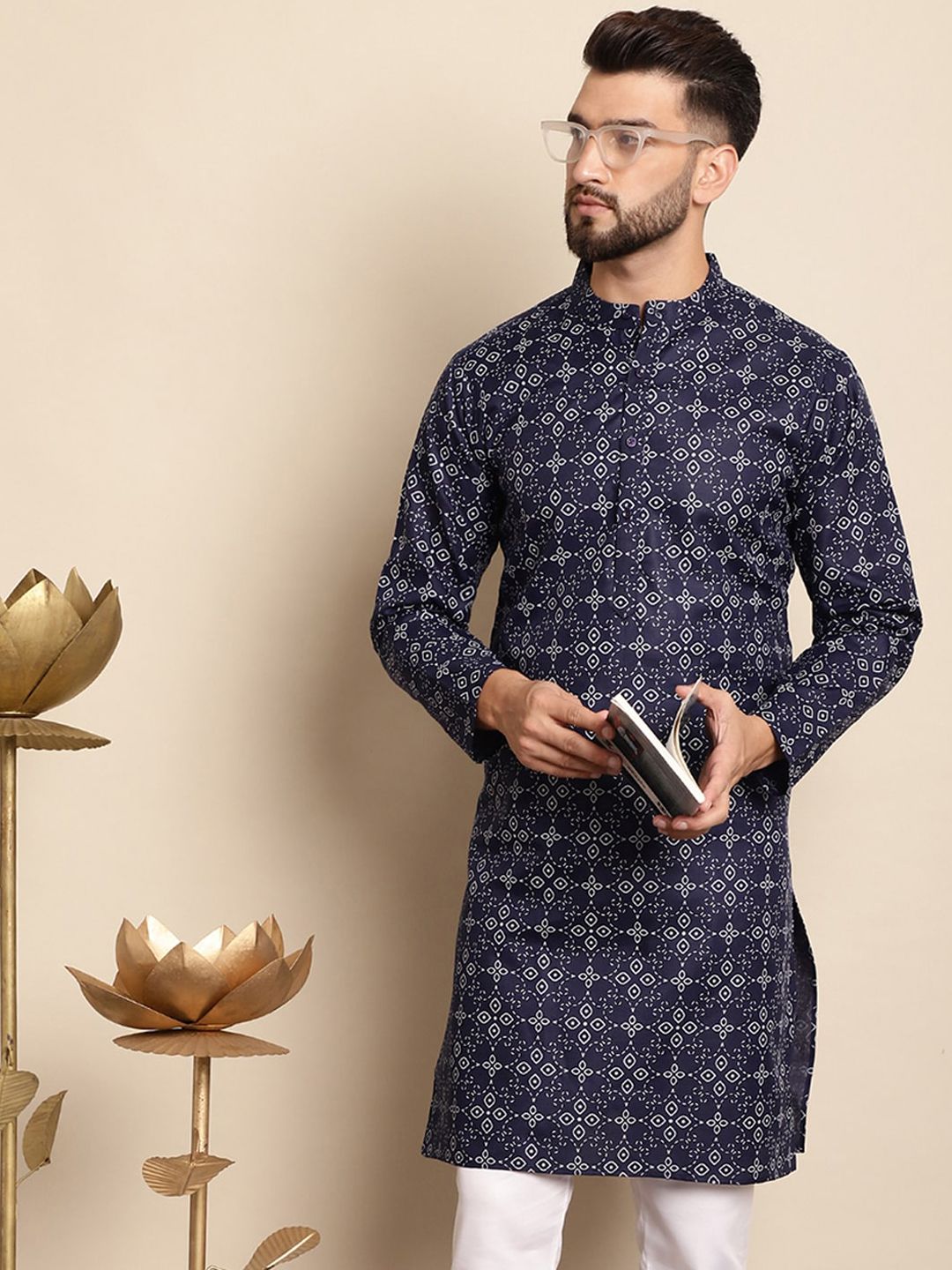 Anouk Men Navy Blue Geometric Printed Thread Work Kurta