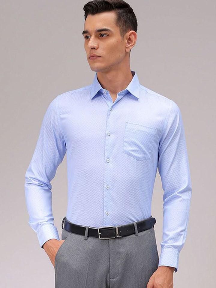 The Indian Garage Co. X Luxe Men Cutaway Collar Solid Slim Fit Formal Shirt