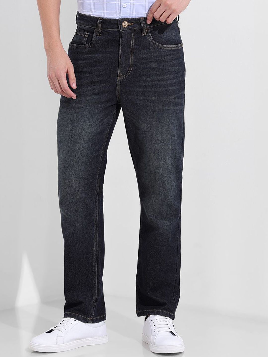 The Indian Garage Co Men Slim Fit Mid-Rise Heavy Fade Jeans