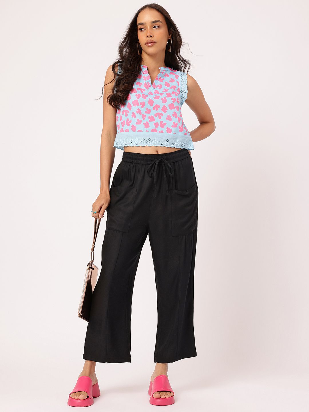 DressBerry Women Cozy Classics Relaxed Fit Trousers with Box Pockets