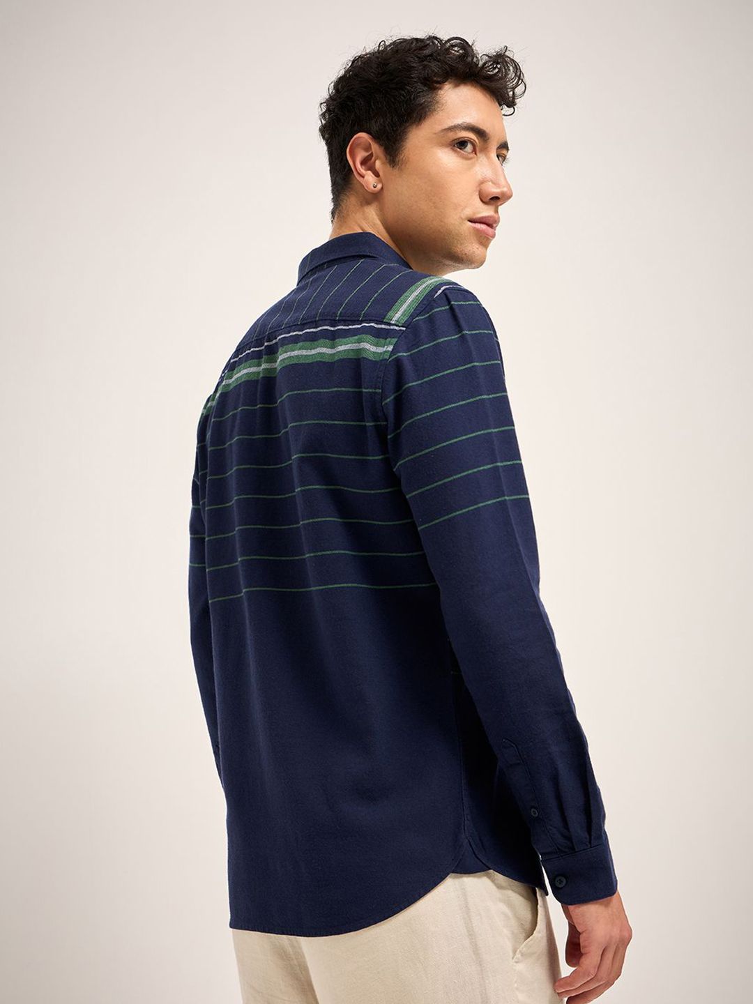 THE BEAR HOUSE Men Slim Fit Striped Casual Shirt