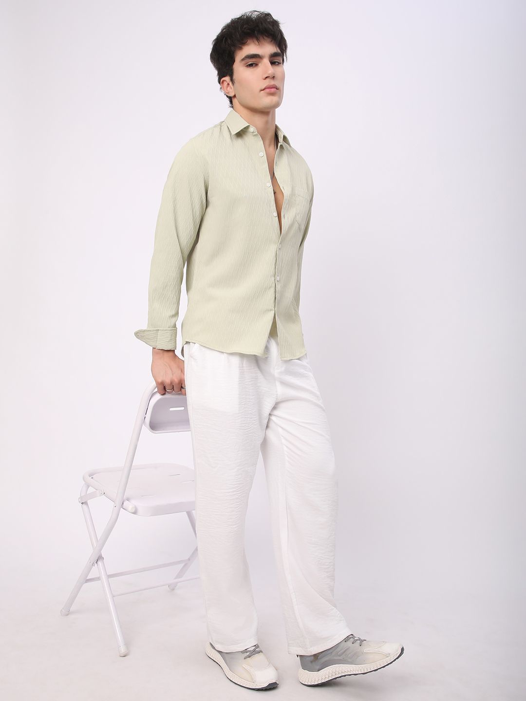 VASTRADO Men Classic Spread Collar Textured Slim Fit Casual Shirt