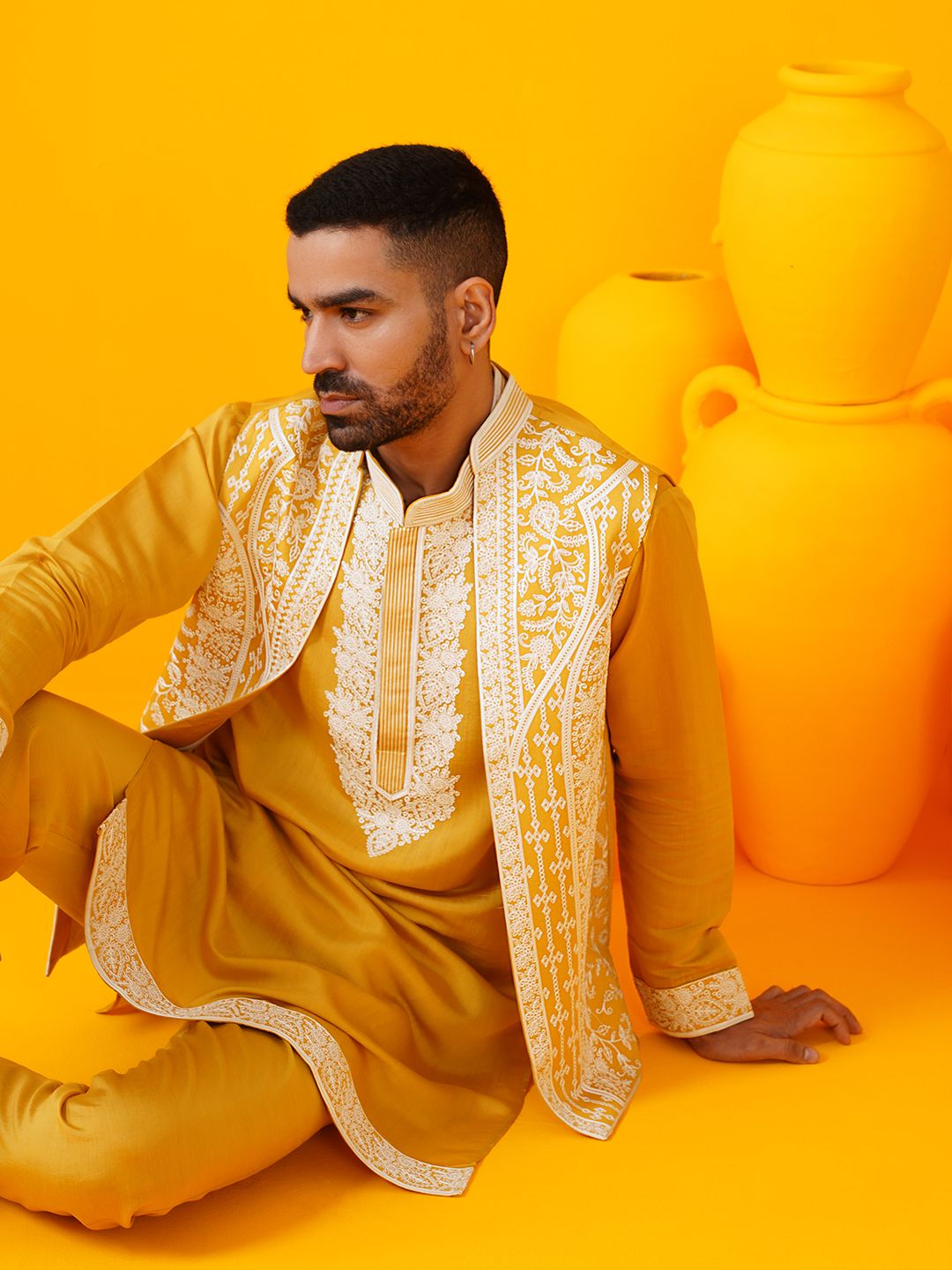 SOJANYA LUXE Ethnic Motifs Embroidered Mandarin Collar Straight Kurta & Trouser & Jacket