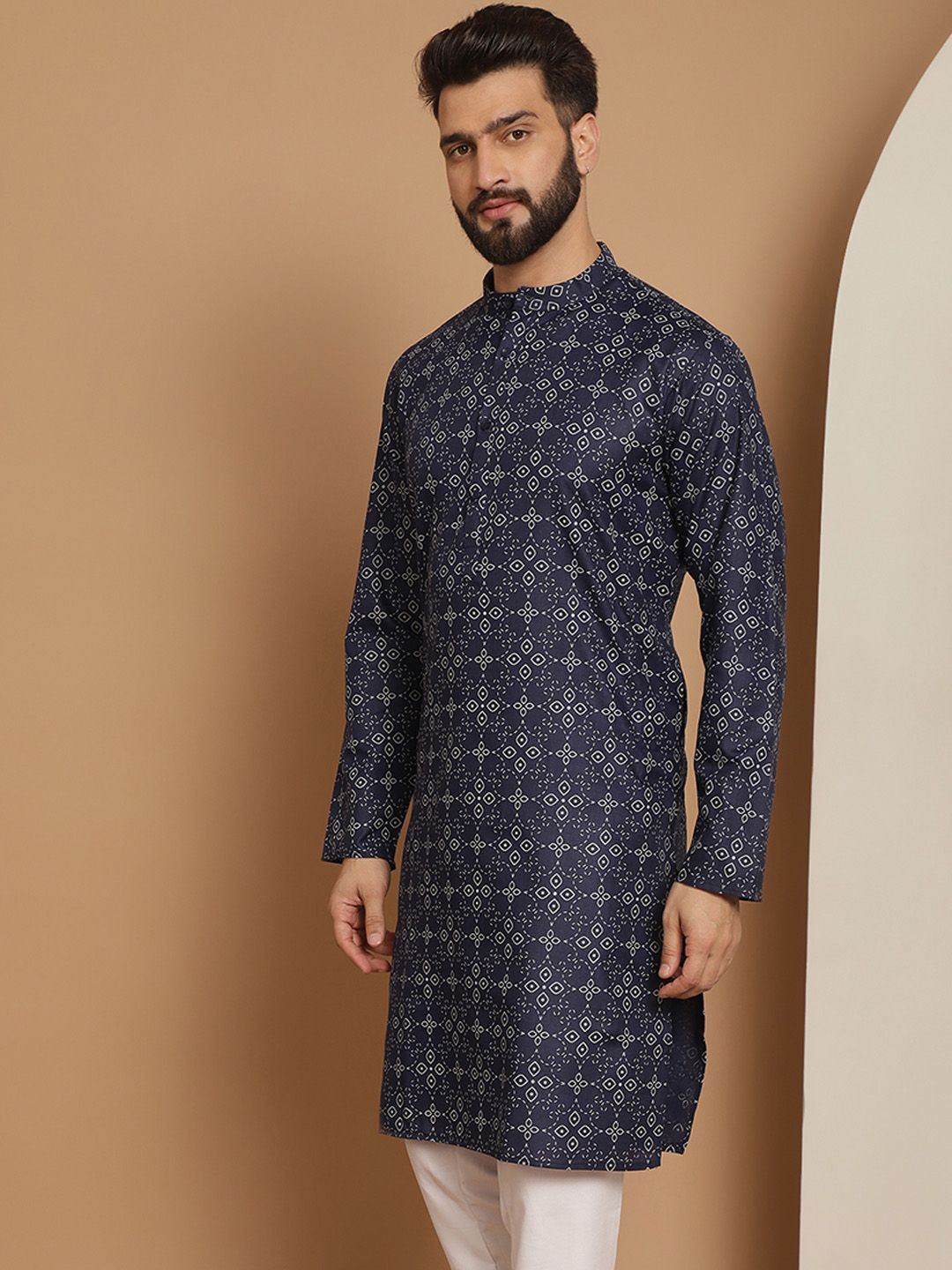 Anouk Men Navy Blue Geometric Thread Work Kurta