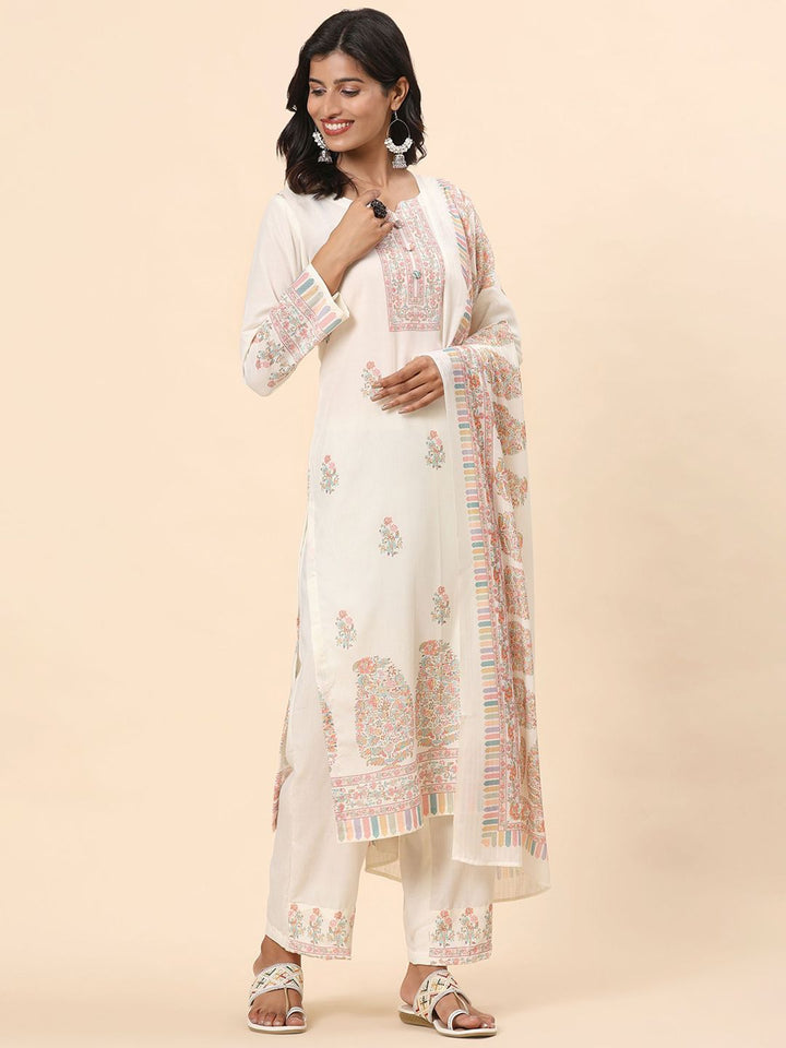 Mamicha Women Floral Printed Regular Pure Cotton Kurta with Palazzos & With Dupatta