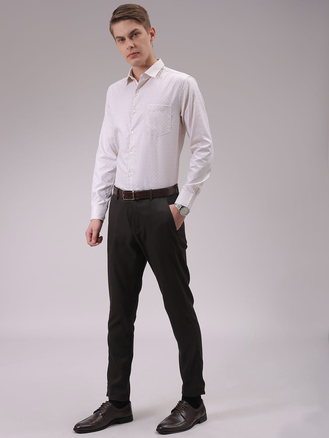 The Indian Garage Co. X Luxe Men Cutaway Collar Checked Slim Fit Formal Shirt