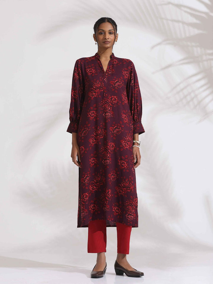 trueBrowns Floral Printed Straight Kurta with Trousers