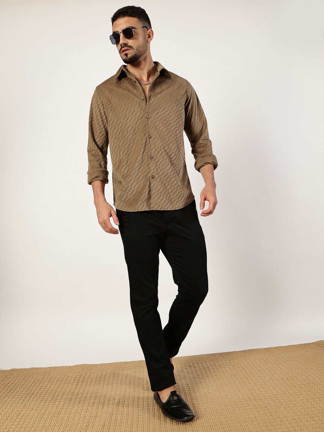 Thomas Scott Men Premium Spread Collar Textured Slim Fit Casual Shirt