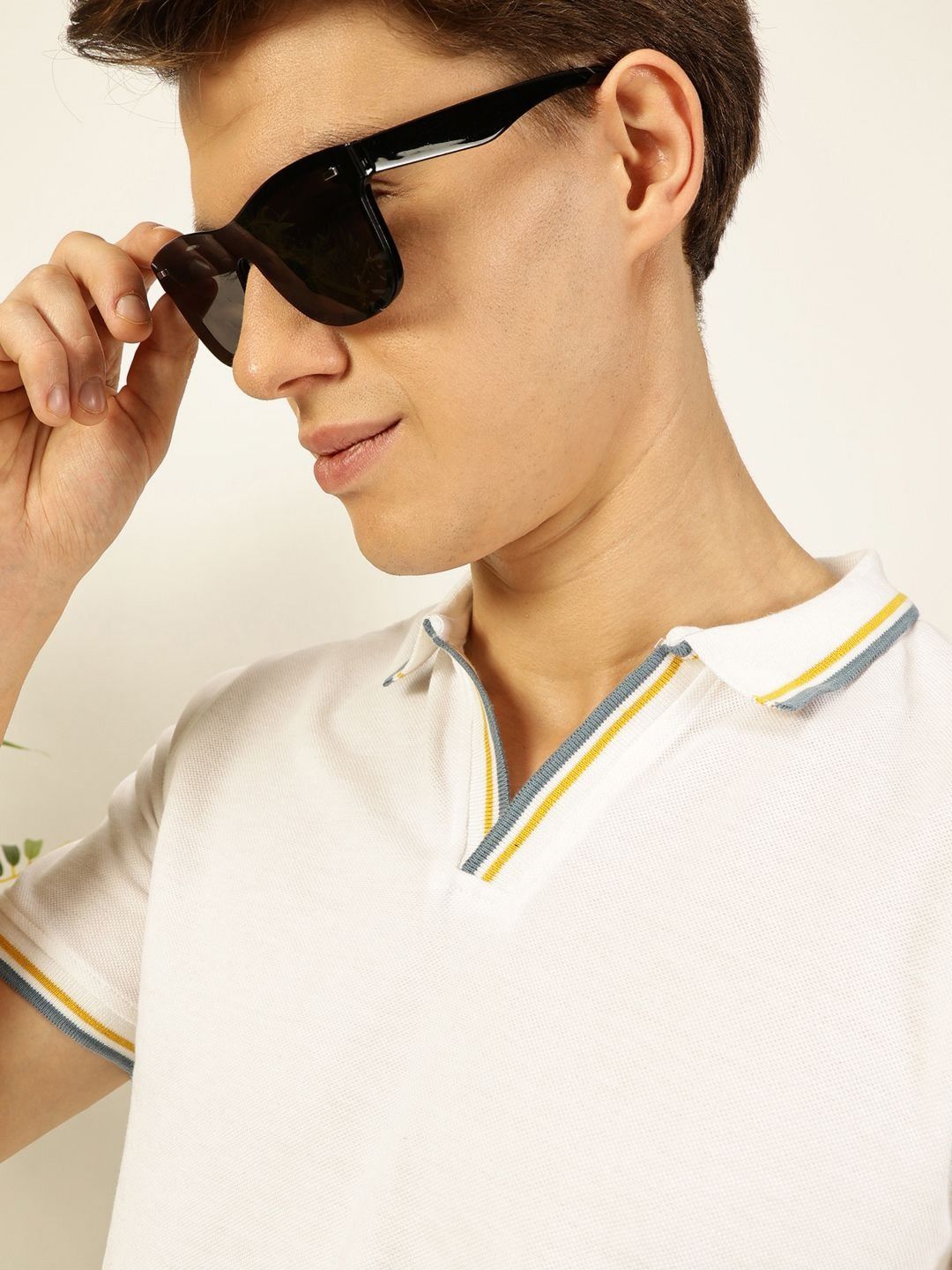 Thomas Scott Men Solid Polo Collar Cotton T-shirt
