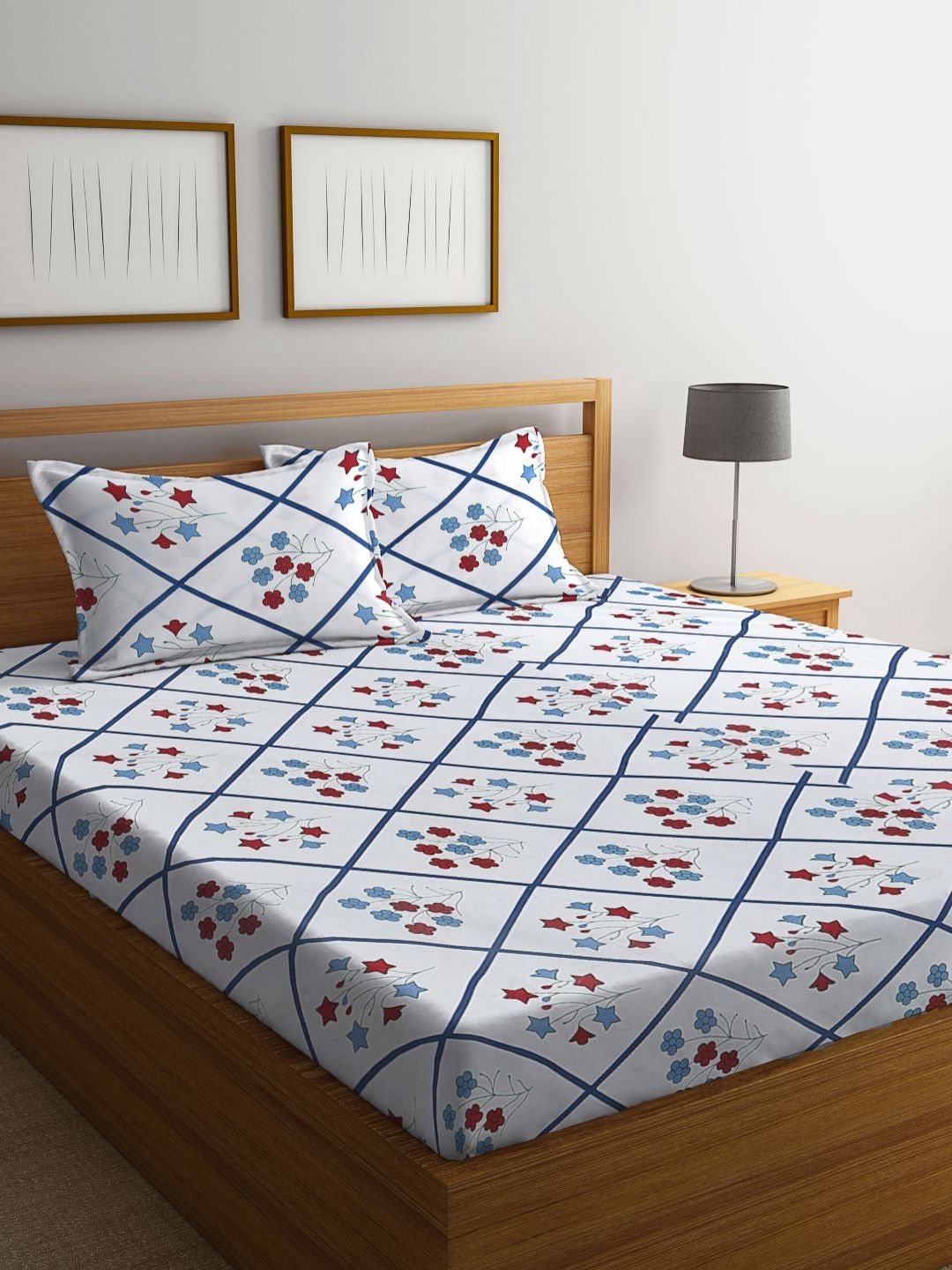 Myntra Elegant Homes All Seasons White Floral Cotton 300 TC Fitted King Cadar Tempat Tidur Halus dengan 2 Sarung Bantal-98 x 89 inci