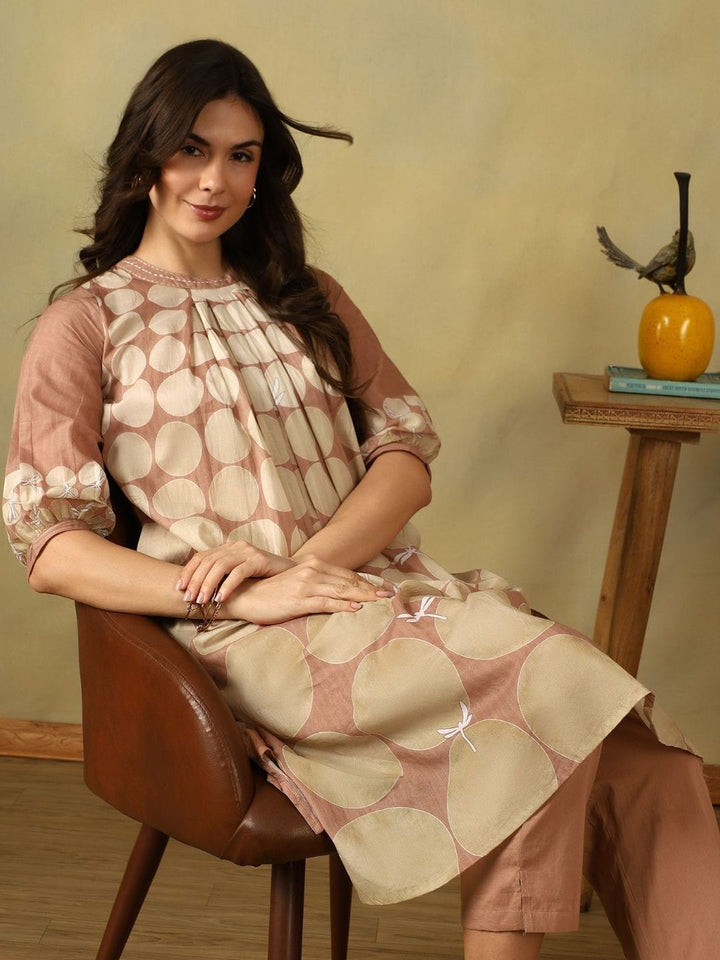 Mamicha Women Printed Pleated Pure Cotton Kurta with Seluar