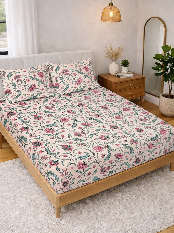 KLOTTHE Beige Floral Printed 300 TC King Bedsheets