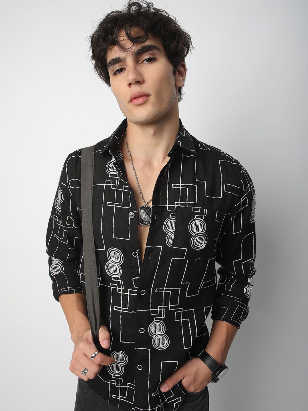 VASTRADO Men Classic Spread Collar Textured Cotton Slim Fit Casual Shirt