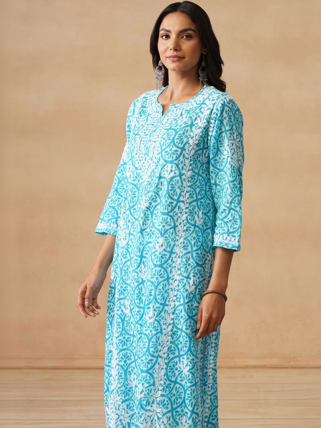 House of Chikankari Women Turquoise Blue Mulmul Chikankari Sulam Kurta