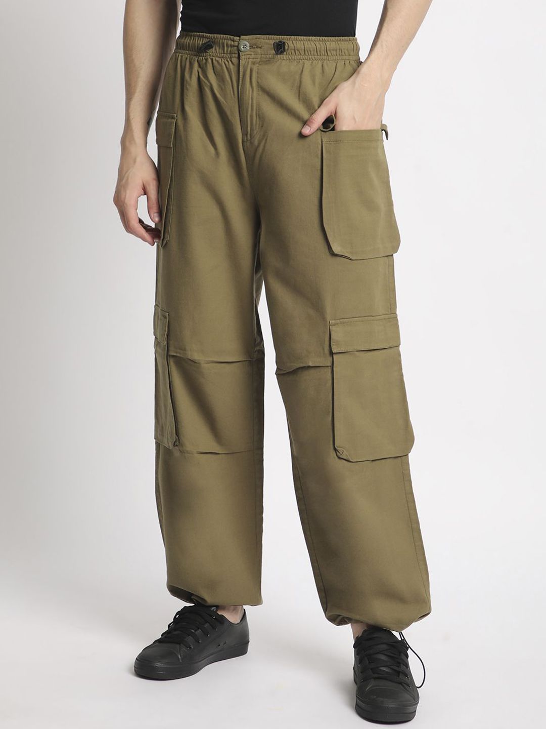 Bene Kleed Men Cotton Relaxed Loose Fit Cargos Parachute Trousers