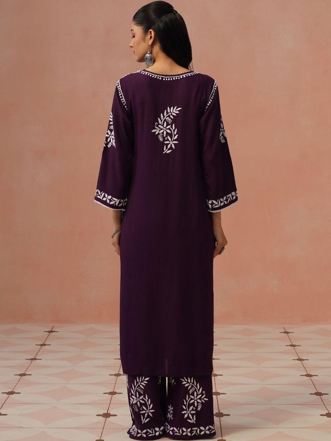 Rumah Chikankari Kurta Chikankari Biasa Wanita dengan Seluar