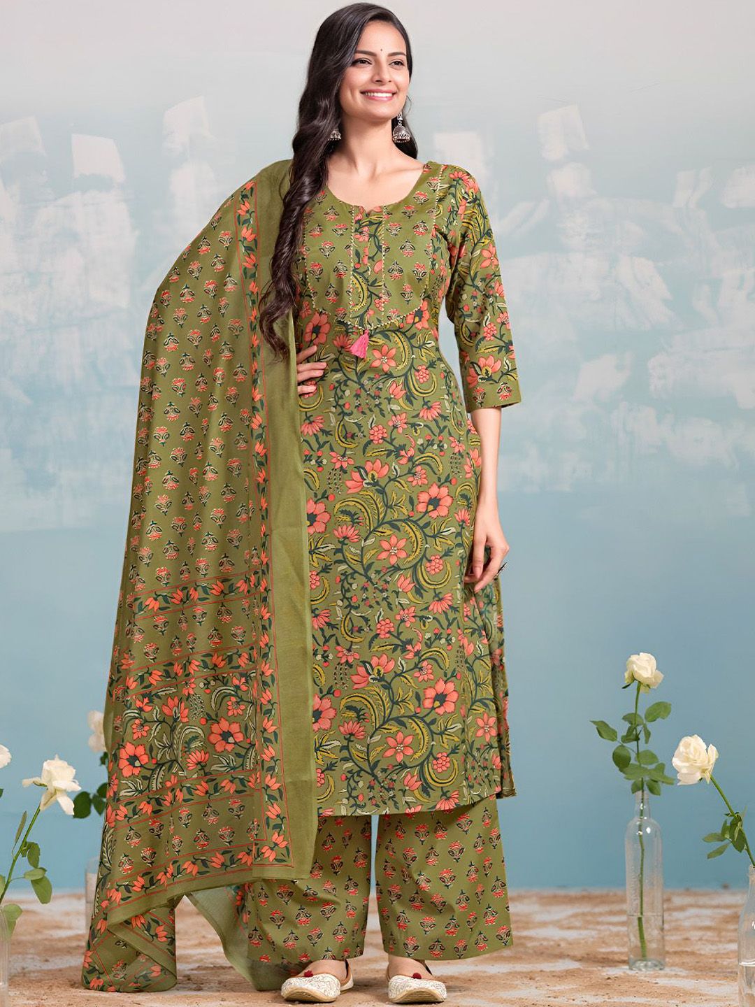 Varanga Women Floral Printed Regular Kurta with Trousers & With Dupatta