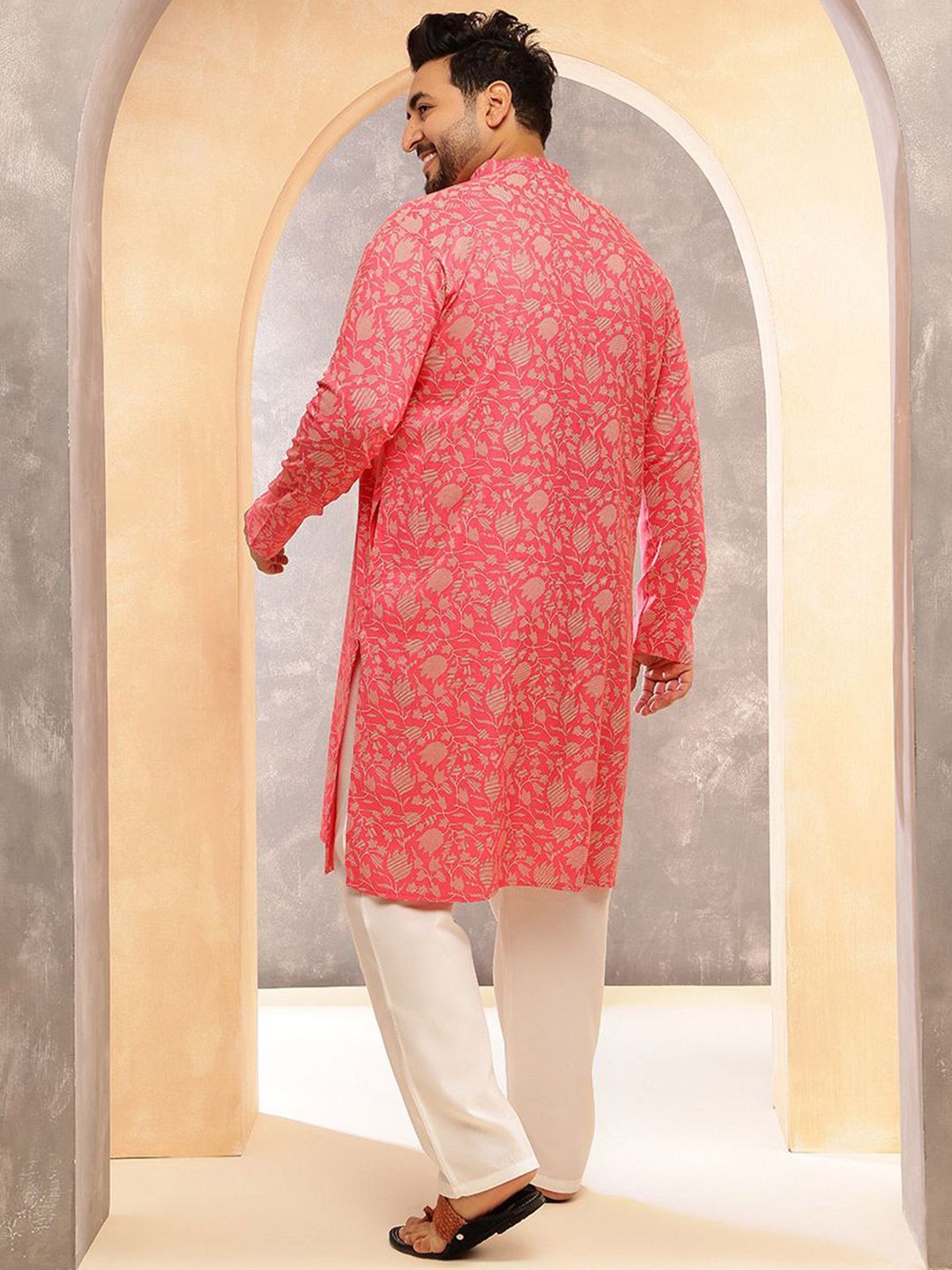 SOJANYA PLUS Men Floral Printed Daily Cotton Straight Kurta
