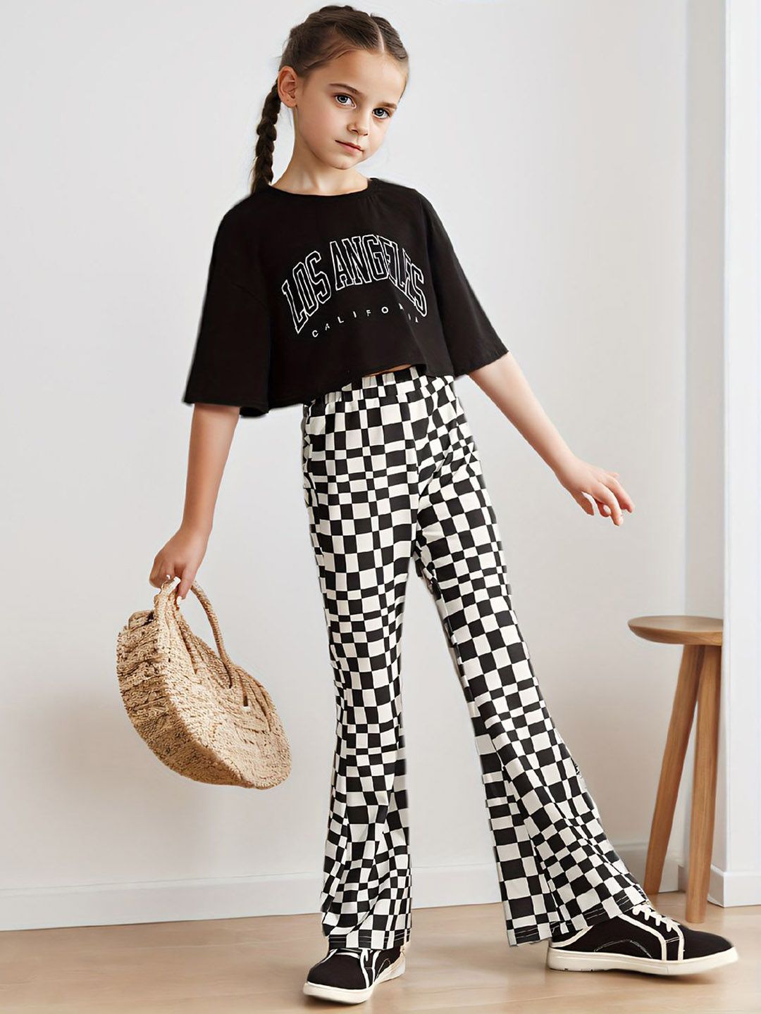 YK Girls Printed Smart Slim Fit Trousers