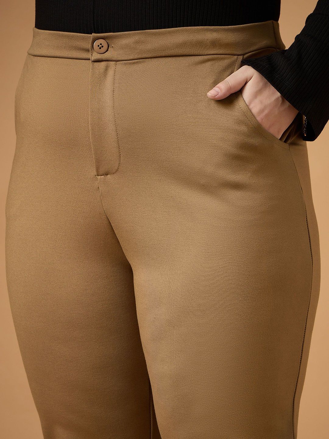 SASSAFRAS Curve Women Comfort Slim Fit High-Rise Trousers