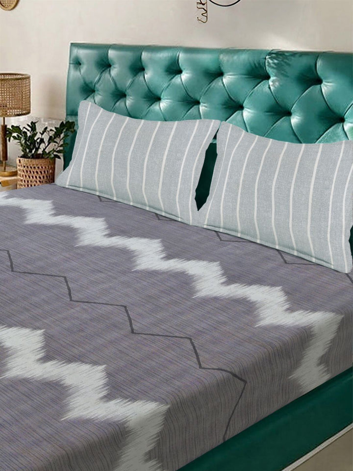 Aura Grey & White Geometric Printed 300 TC Fitted Double King Bedsheet Set-2.50 m X 2.25 m