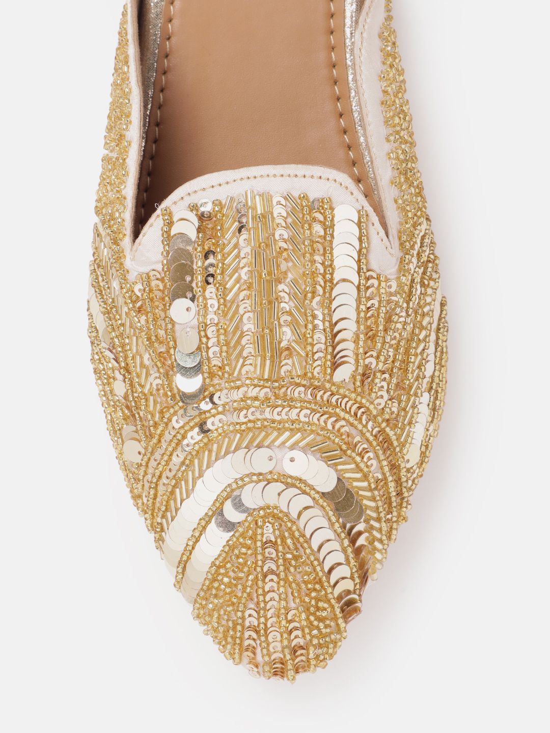 House of Pataudi Women Embellished Ethnic Mules