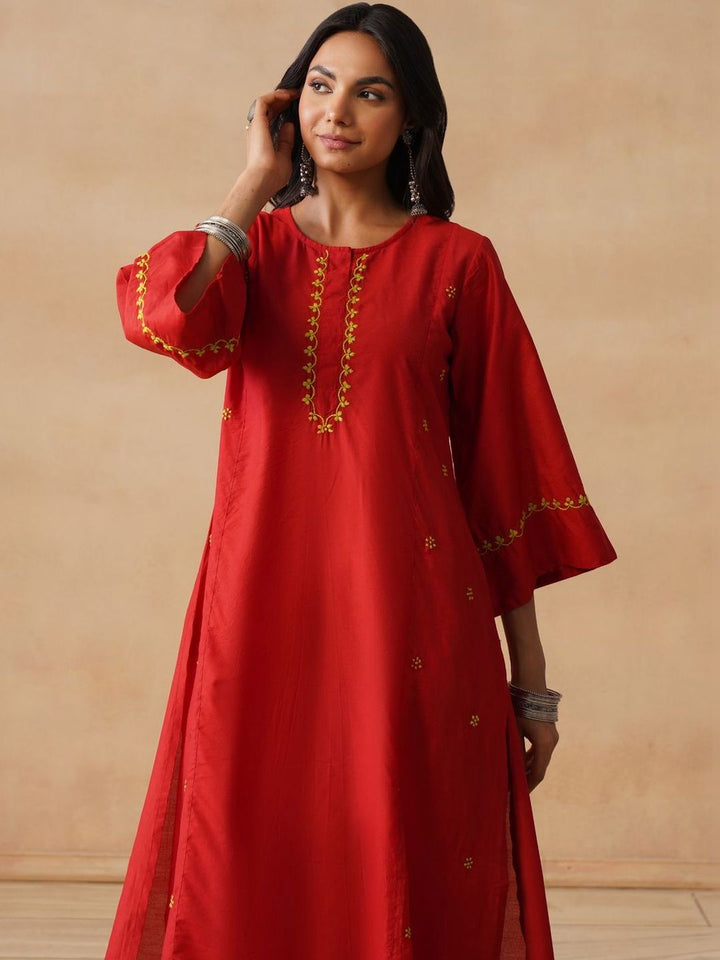 House of Chikankari Floral Sulam Chanderi Cotton Kurta dengan Set Seluar