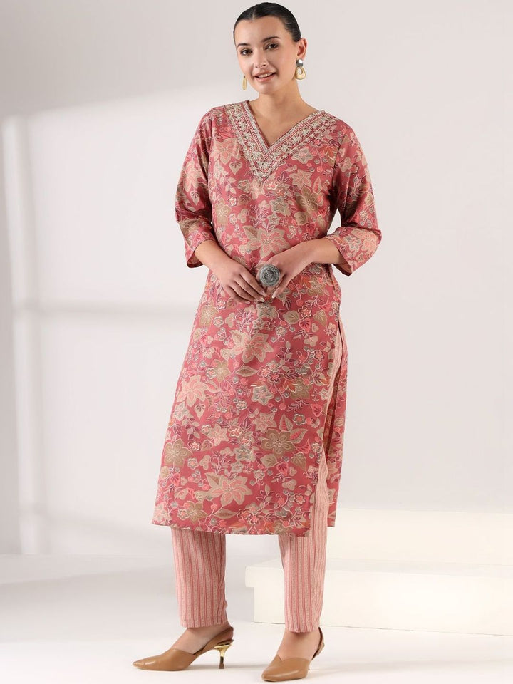 Mamicha Women Floral Printed Regular Thread Work Kurta with Trousers & With Dupatta
