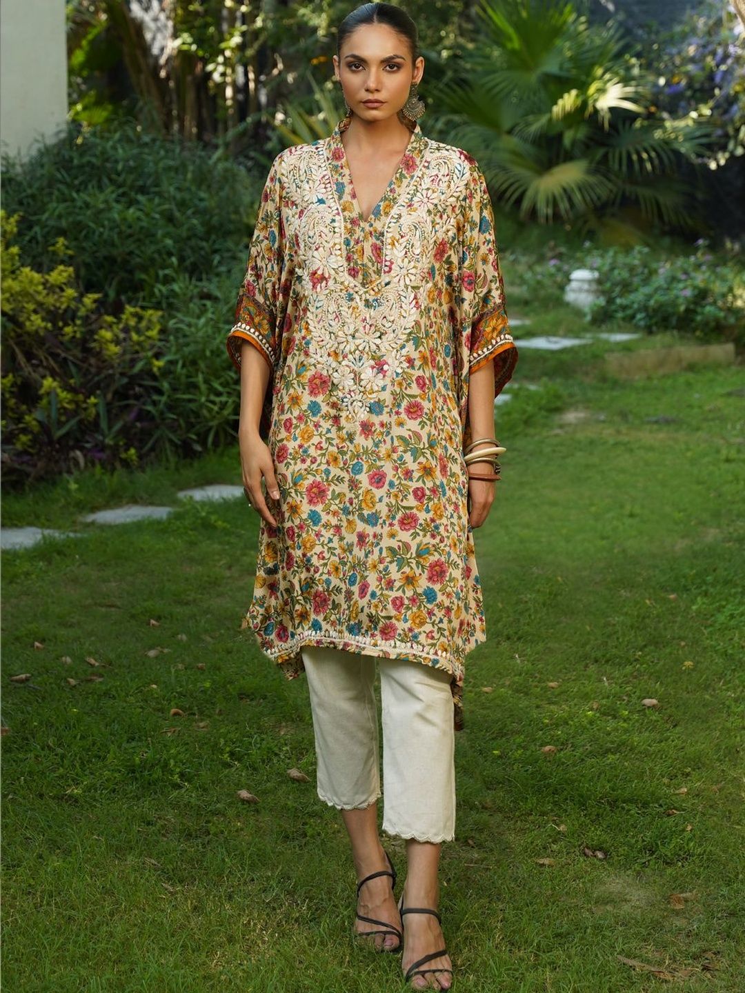 House of Chikankari Women Printed Chikankari Crepe Kaftan Kurta